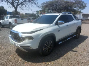 FIAT TORO 2 PINHEIROS