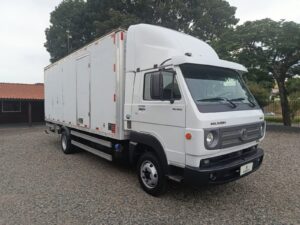 Volkswagen Vw 10160 Ano 2013 Baú Isolado De 6,20